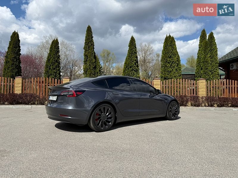 Седан Tesla Model 3 2021 в Днепре