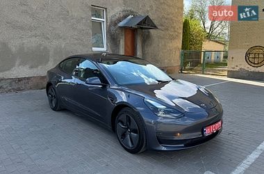 Седан Tesla Model 3 2021 в Луцке