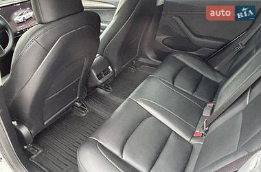 Седан Tesla Model 3 2023 в Львові