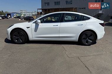 Седан Tesla Model 3 2018 в Києві