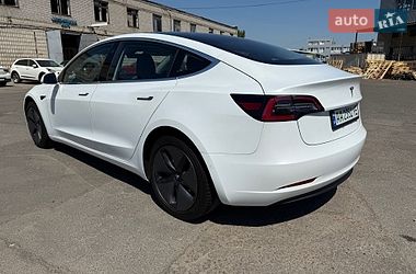 Седан Tesla Model 3 2018 в Києві