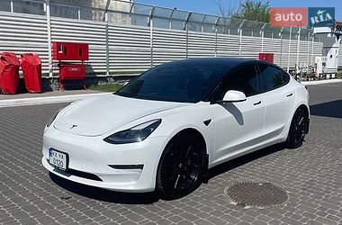 Седан Tesla Model 3 2021 в Харькове