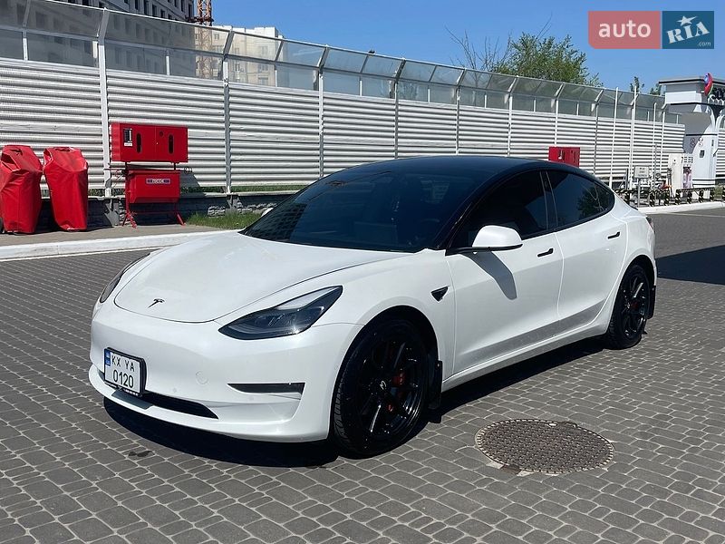 Седан Tesla Model 3 2021 в Харькове
