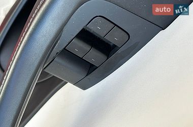 Седан Tesla Model 3 2020 в Львові