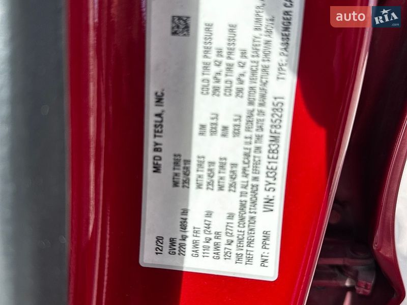 Седан Tesla Model 3 2020 в Львові