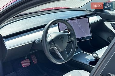 Седан Tesla Model 3 2020 в Львові