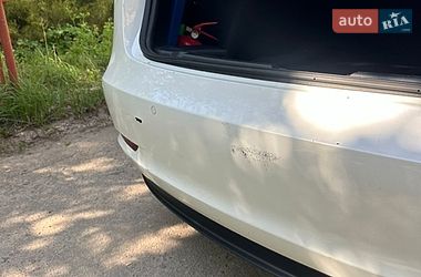 Седан Tesla Model 3 2020 в Ніжині