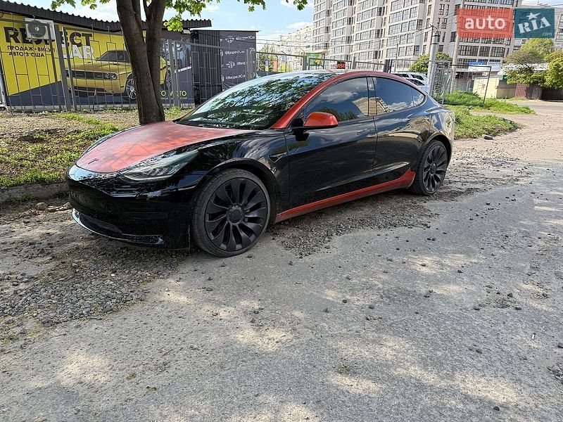 Седан Tesla Model 3 2018 в Харькове