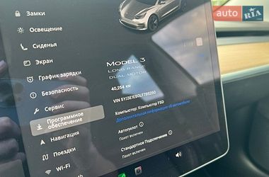 Седан Tesla Model 3 2020 в Львові