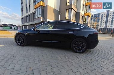 Седан Tesla Model 3 2020 в Ивано-Франковске