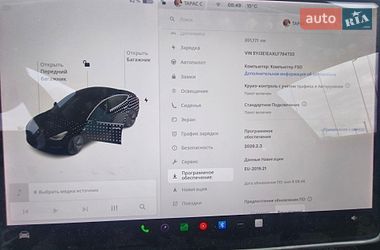 Седан Tesla Model 3 2020 в Ивано-Франковске