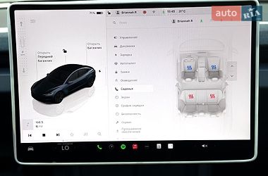 Седан Tesla Model 3 2025 в Киеве