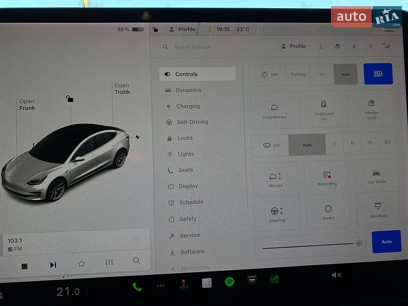 Седан Tesla Model 3 2018 в Києві