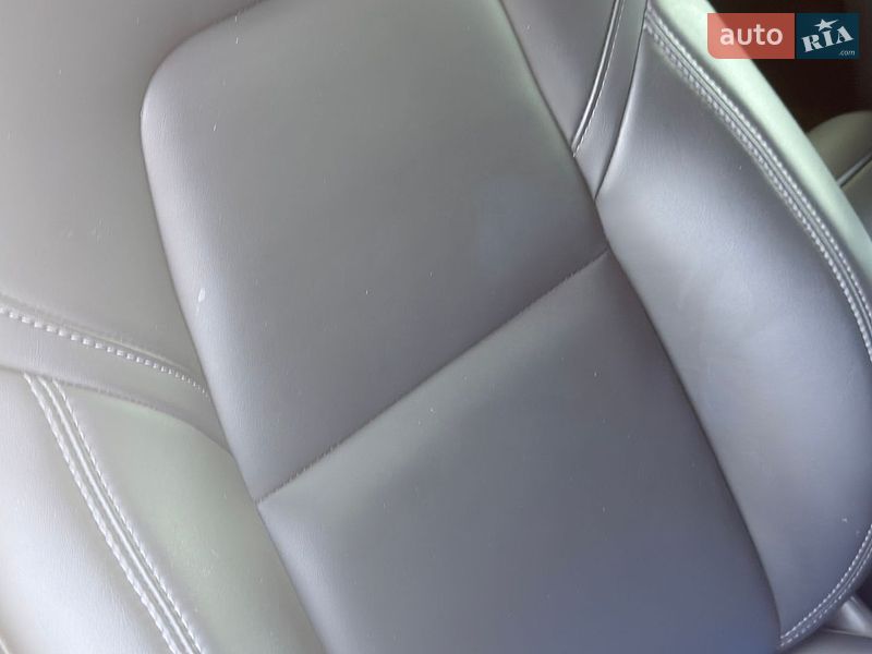 Седан Tesla Model 3 2021 в Киеве