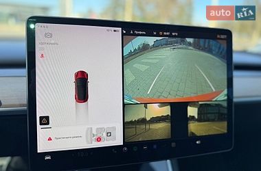 Седан Tesla Model 3 2019 в Луцке