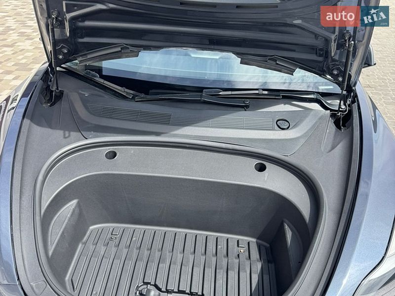 Седан Tesla Model 3 2023 в Софиевской Борщаговке