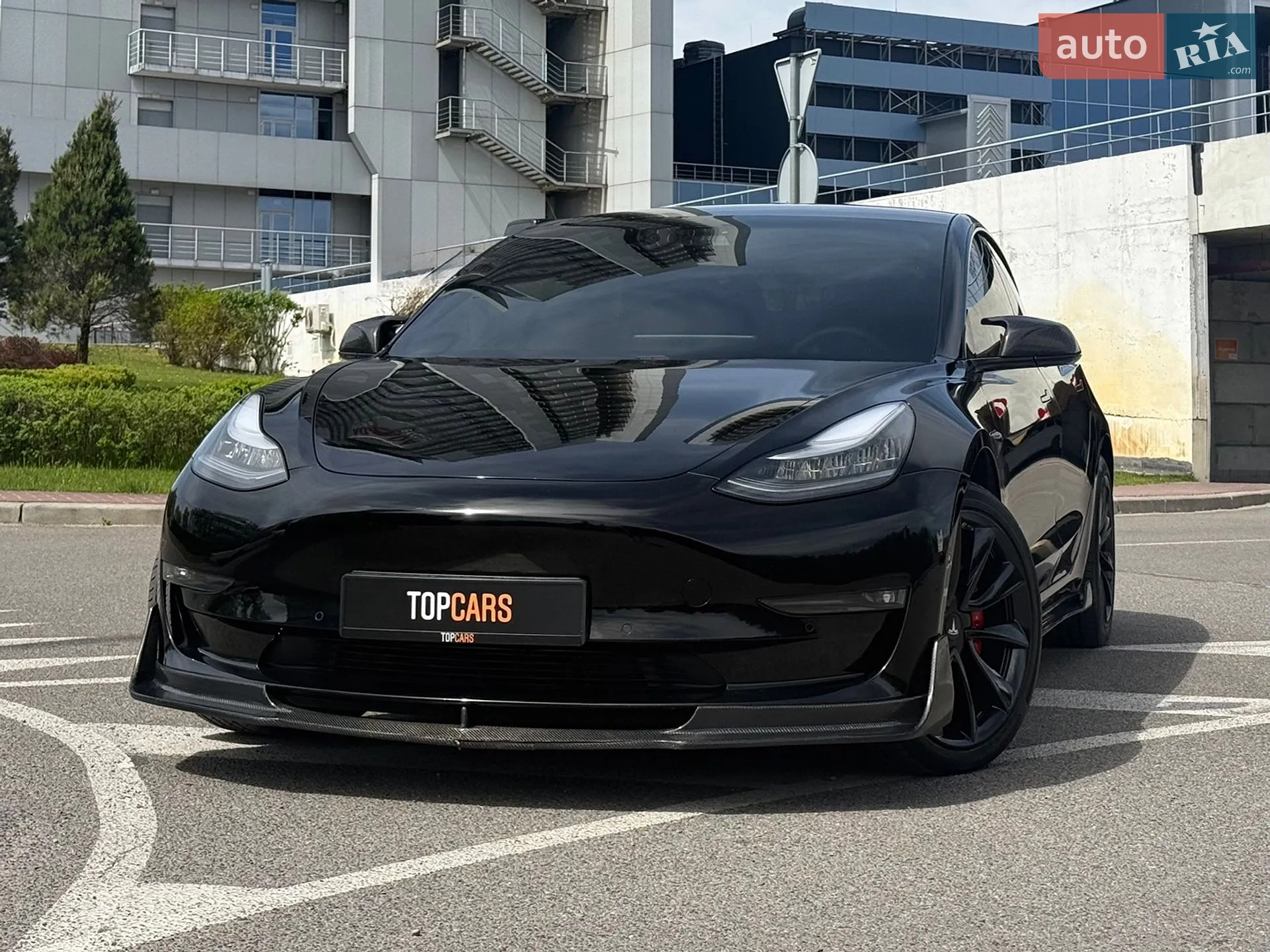 2019 Tesla Model 3 - фото 1