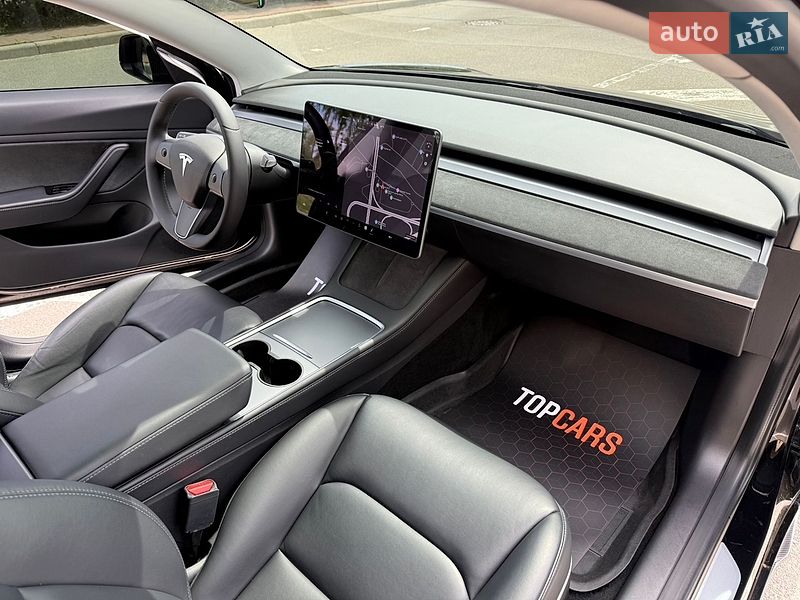 Седан Tesla Model 3 2019 в Києві