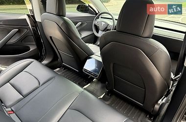 Седан Tesla Model 3 2019 в Києві