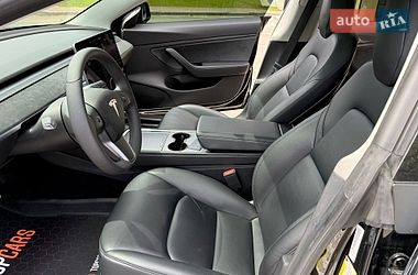 Седан Tesla Model 3 2019 в Києві