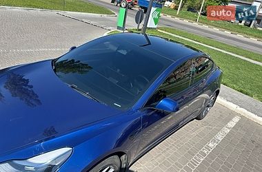 Седан Tesla Model 3 2023 в Харкові