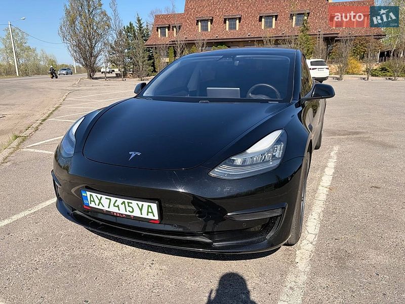 Седан Tesla Model 3 2019 в Харькове