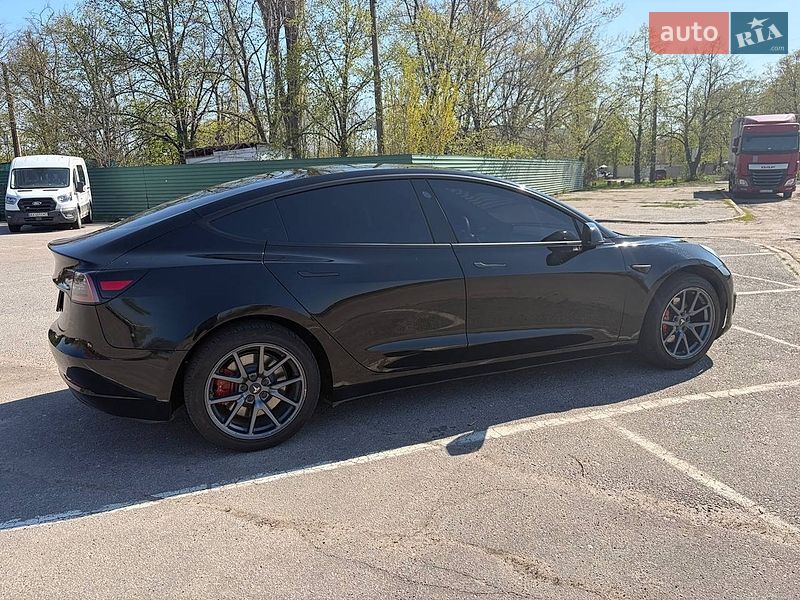 Седан Tesla Model 3 2019 в Харькове
