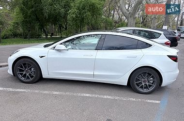 Седан Tesla Model 3 2019 в Одесі