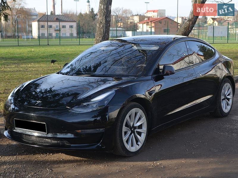 Tesla Model 3 2021