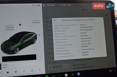 Седан Tesla Model 3 2021 в Трускавце