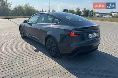 Седан Tesla Model 3 2024 в Новомосковске