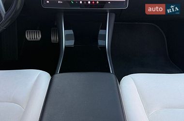 Седан Tesla Model 3 2018 в Дрогобыче