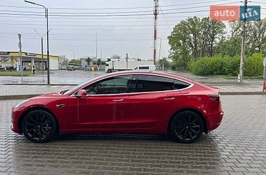 Седан Tesla Model 3 2018 в Гребенках