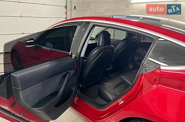 Седан Tesla Model 3 2018 в Гребенках
