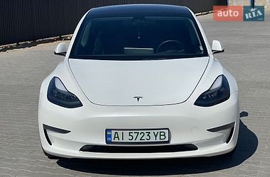 Седан Tesla Model 3 2022 в Киеве