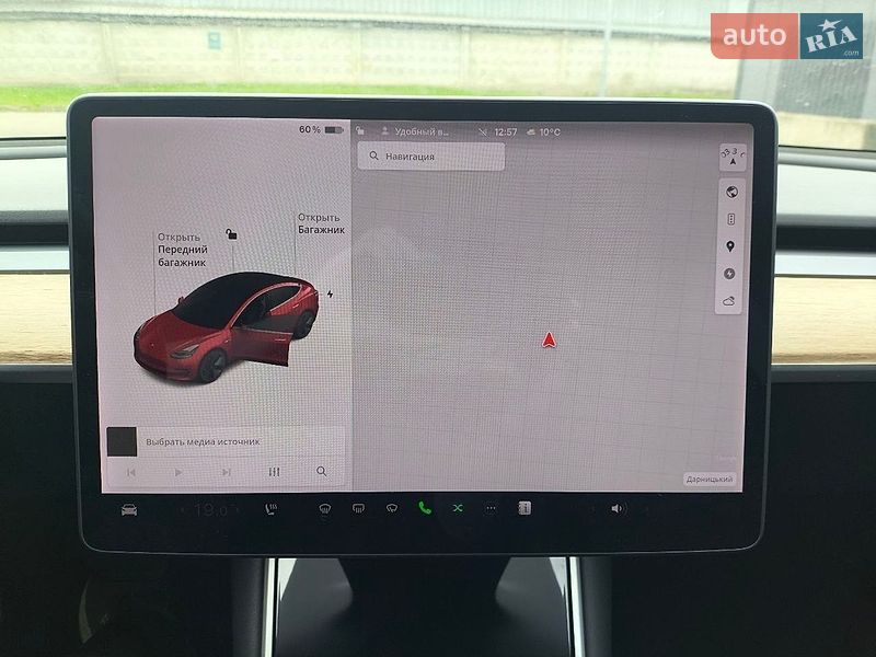 Седан Tesla Model 3 2018 в Киеве