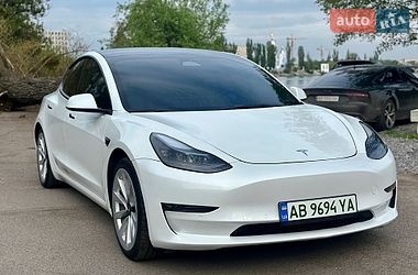 Седан Tesla Model 3 2021 в Вінниці