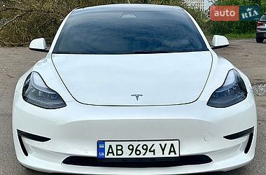Седан Tesla Model 3 2021 в Вінниці
