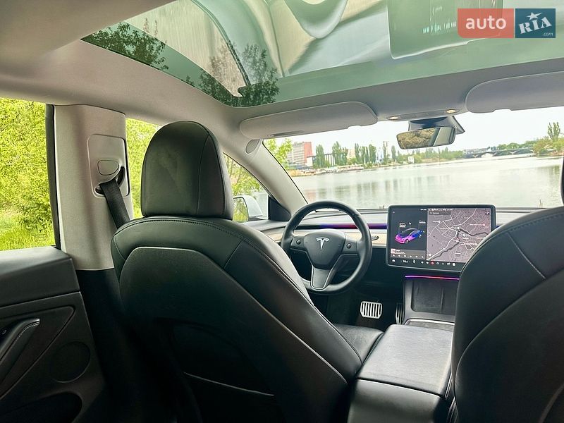 Седан Tesla Model 3 2021 в Вінниці