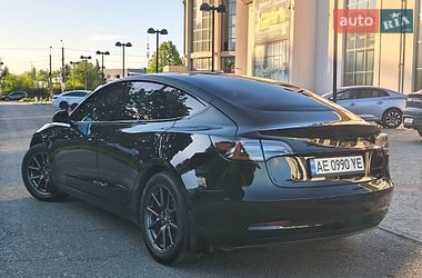 Седан Tesla Model 3 2018 в Днепре