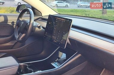 Седан Tesla Model 3 2018 в Днепре