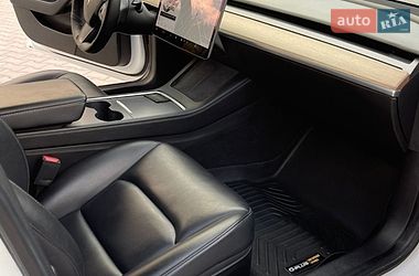 Седан Tesla Model 3 2021 в Каменец-Подольском