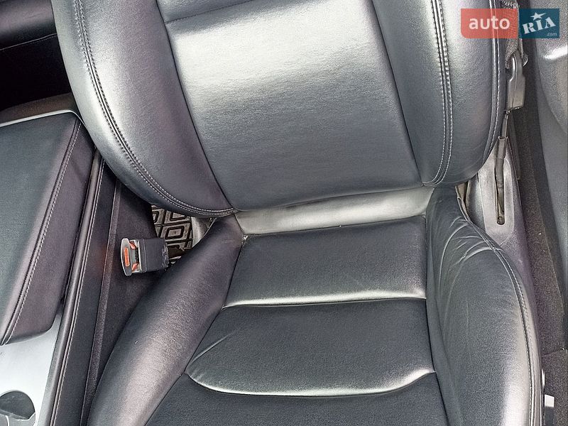 Седан Tesla Model 3 2018 в Луцке