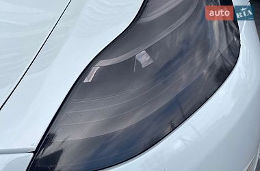 Седан Tesla Model 3 2022 в Киеве