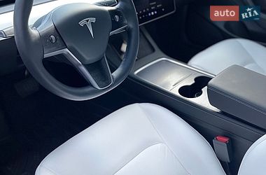 Седан Tesla Model 3 2022 в Киеве