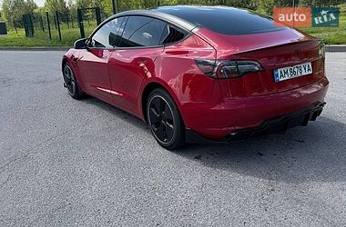 Седан Tesla Model 3 2020 в Житомирі