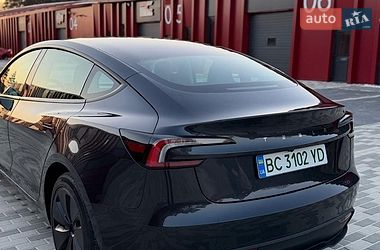 Седан Tesla Model 3 2024 в Львове