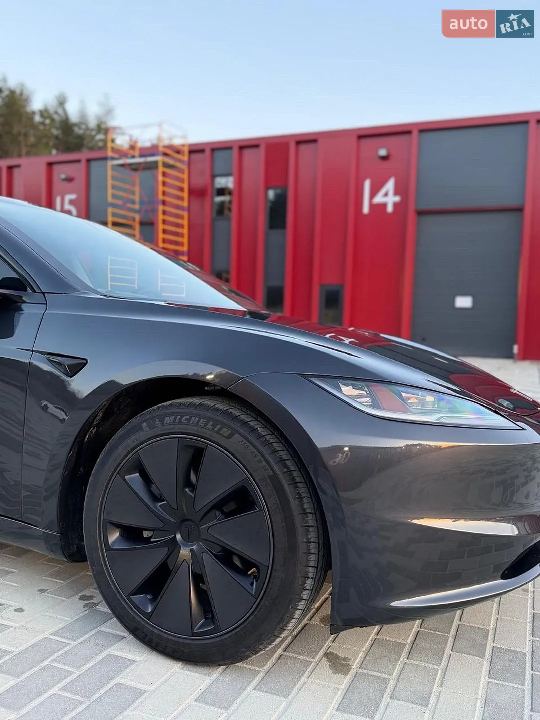 2024 Tesla Model 3 - мініатюра 8
