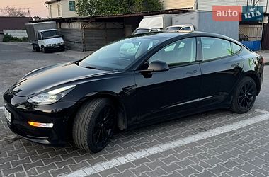 Седан Tesla Model 3 2022 в Днепре