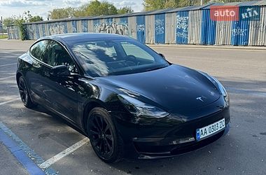 Седан Tesla Model 3 2022 в Днепре